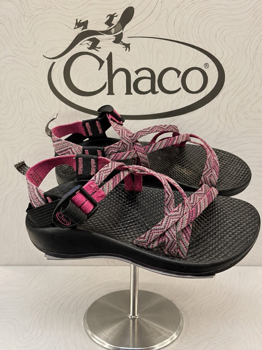 Chaco ZX/2 Yampa Pink Gray Toe Loop Sport Sandals Big Kids 4 EU 35